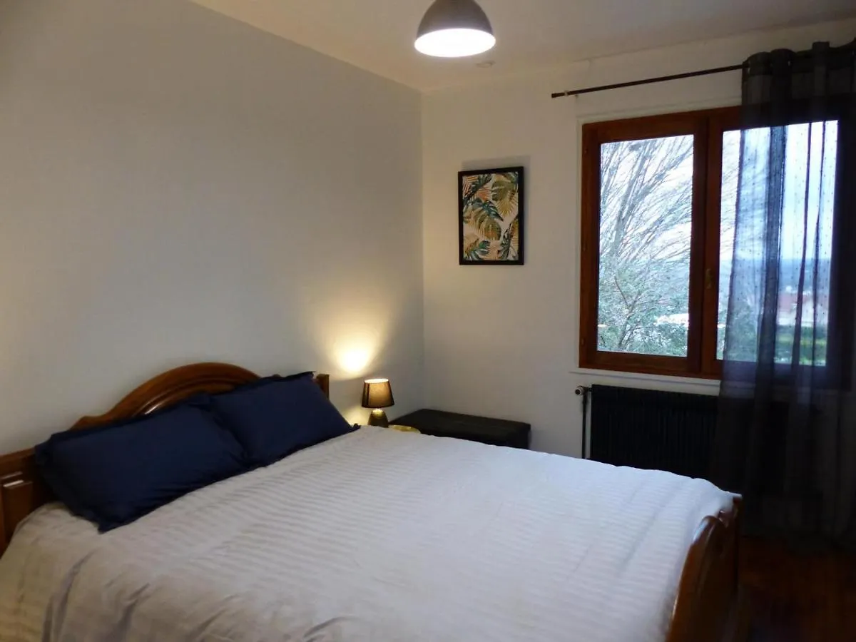 別荘 Maison Nature Au Coeur De Vichy: Tout Confort, Proche De La Ville, Draps Inclus, Animaux Acceptes - Fr-1-489-414 Saint-Germain-des-Fosses フランス